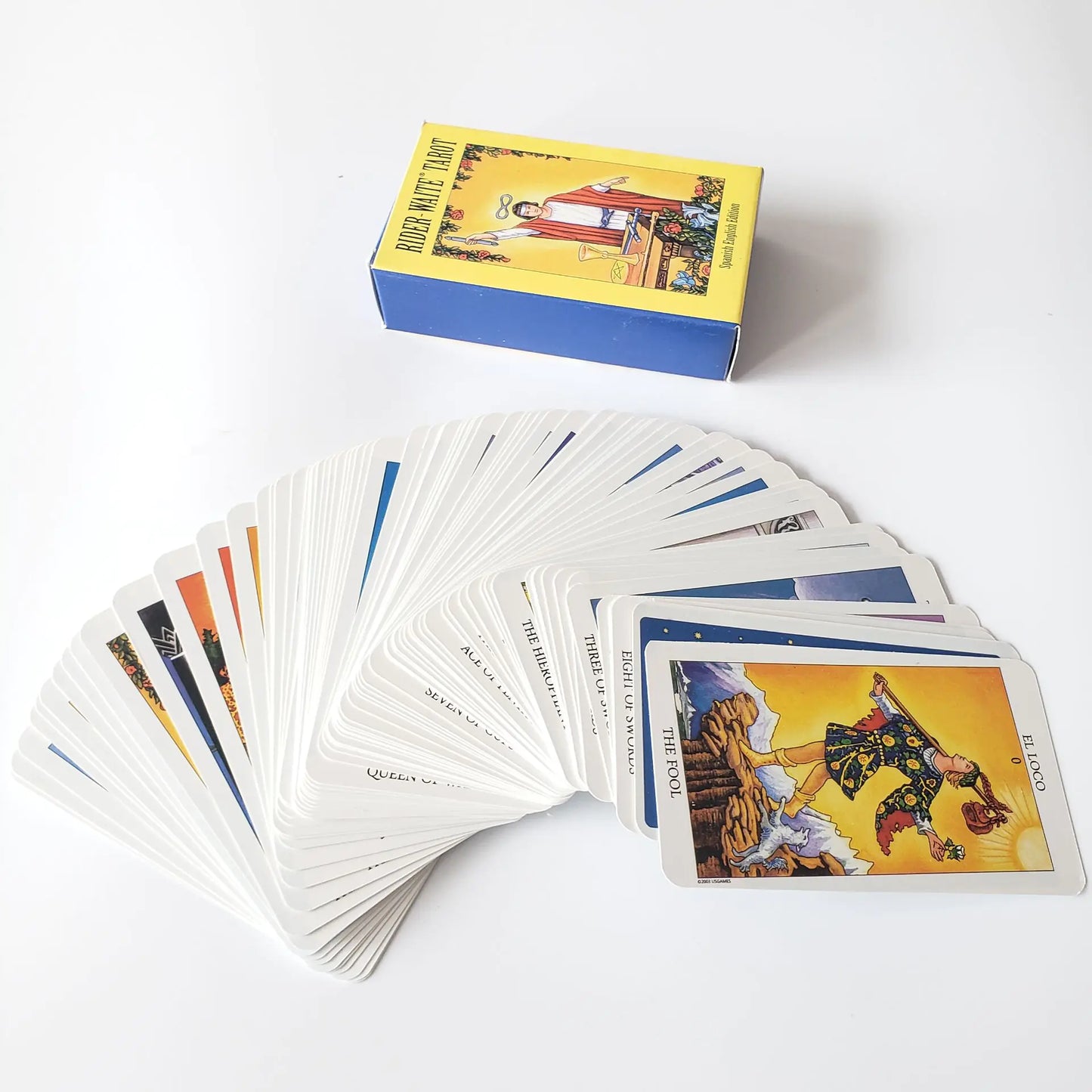 Tvåspråkiga Knight Tarotkort på engelska och spanska