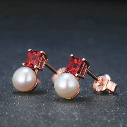 Elegant 925 Silver Earrings with Garnet and Pearls